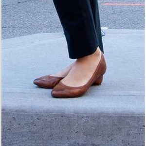 Frye women's regina ballet flat Clearance